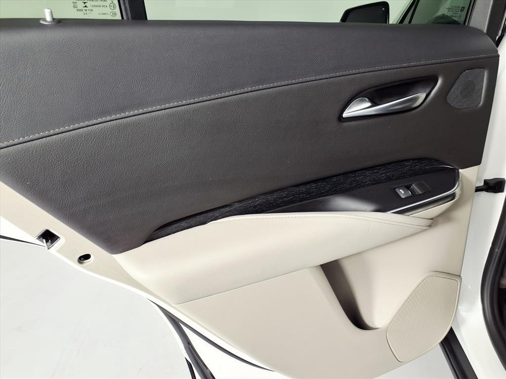 used 2023 Cadillac XT4 car, priced at $32,999