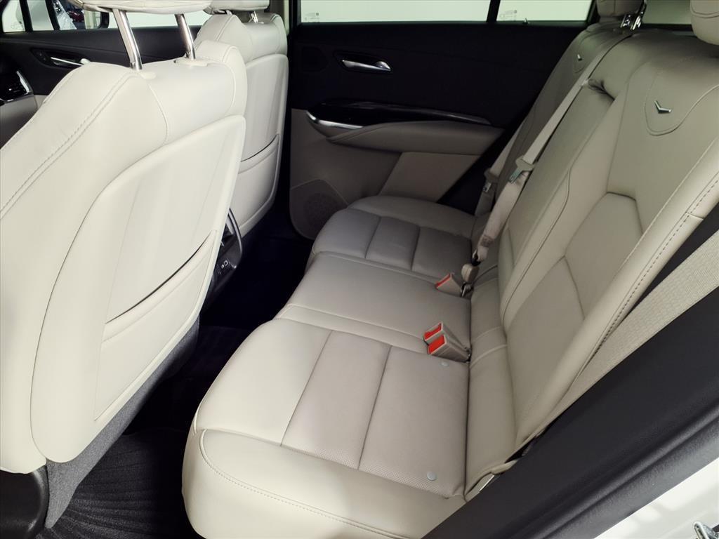 used 2023 Cadillac XT4 car, priced at $32,999