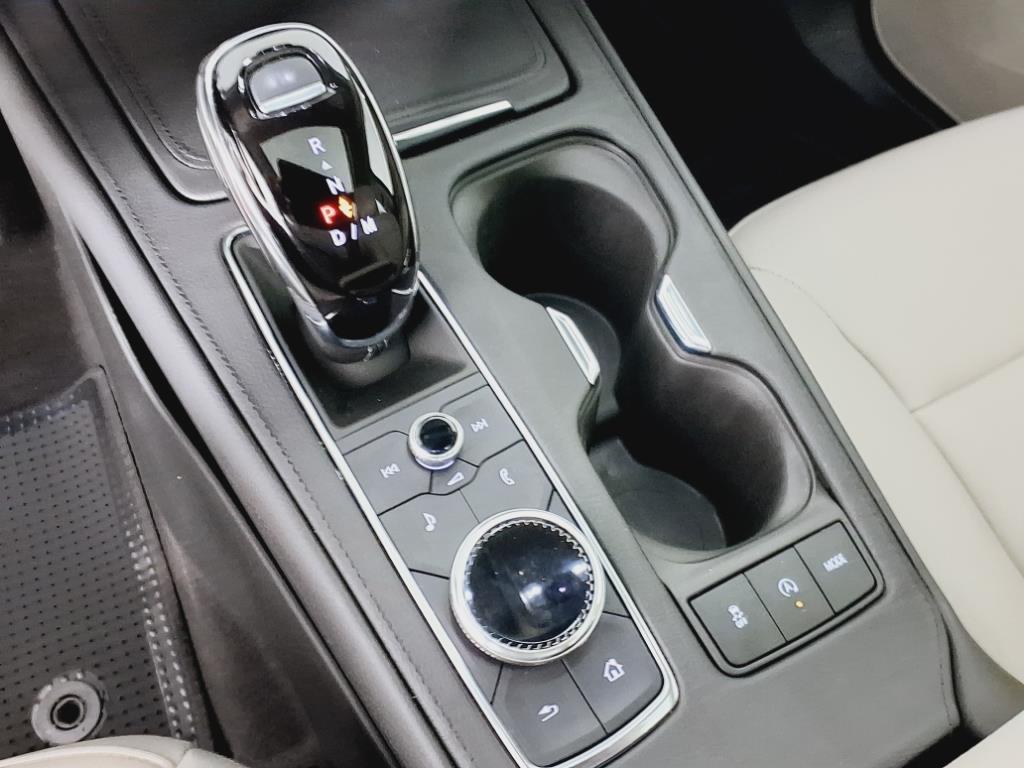 used 2023 Cadillac XT4 car, priced at $30,190