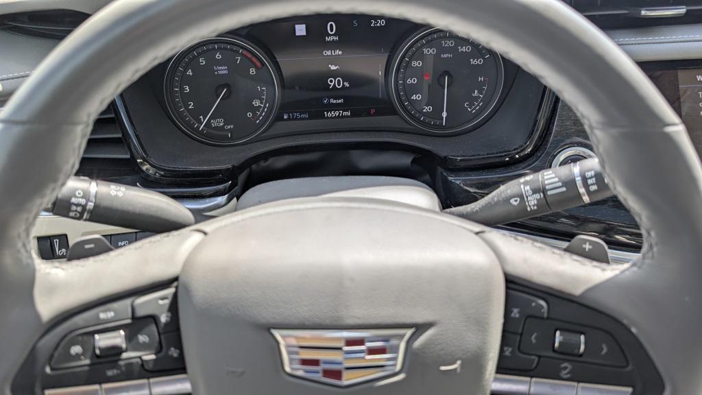 used 2023 Cadillac XT6 car, priced at $42,995