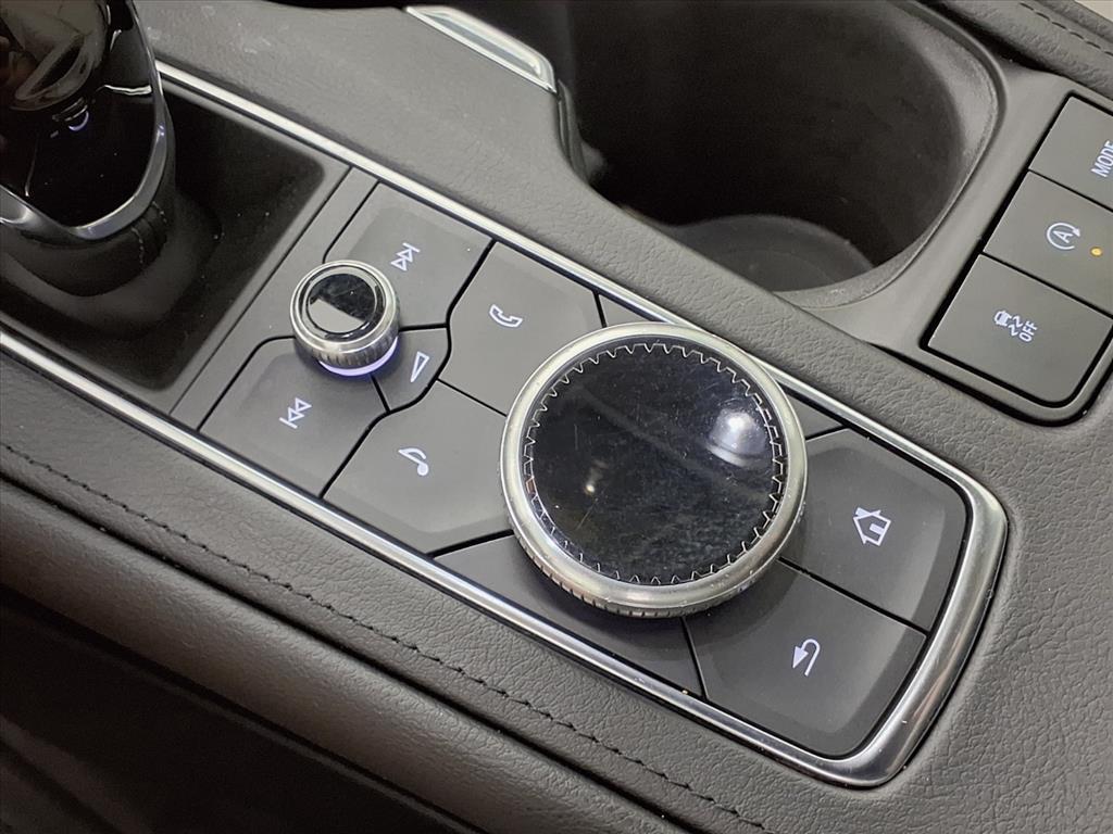 used 2023 Cadillac XT4 car, priced at $26,995