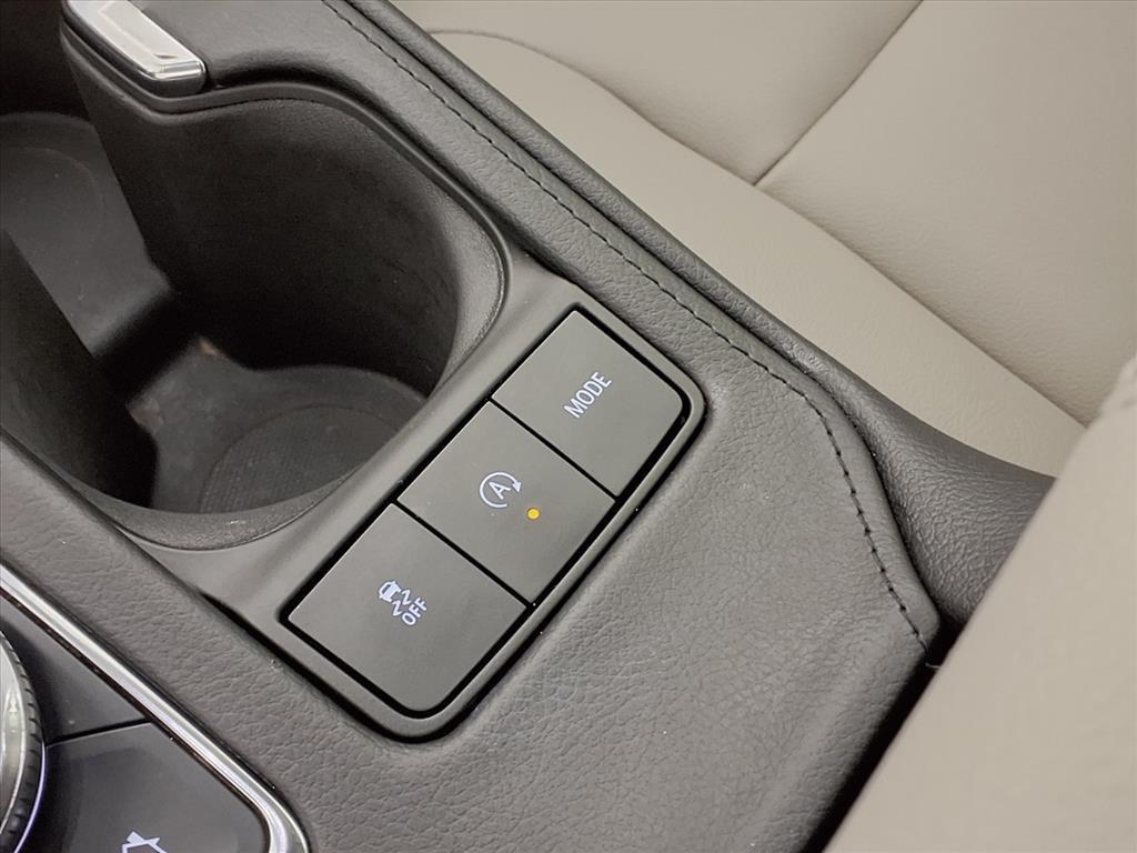 used 2023 Cadillac XT4 car, priced at $26,995