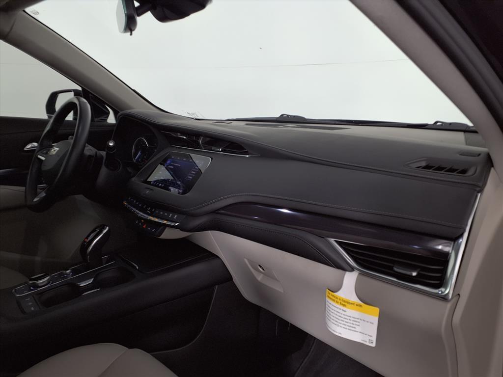 used 2023 Cadillac XT4 car, priced at $26,995