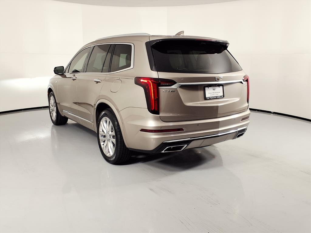 used 2022 Cadillac XT6 car, priced at $35,999