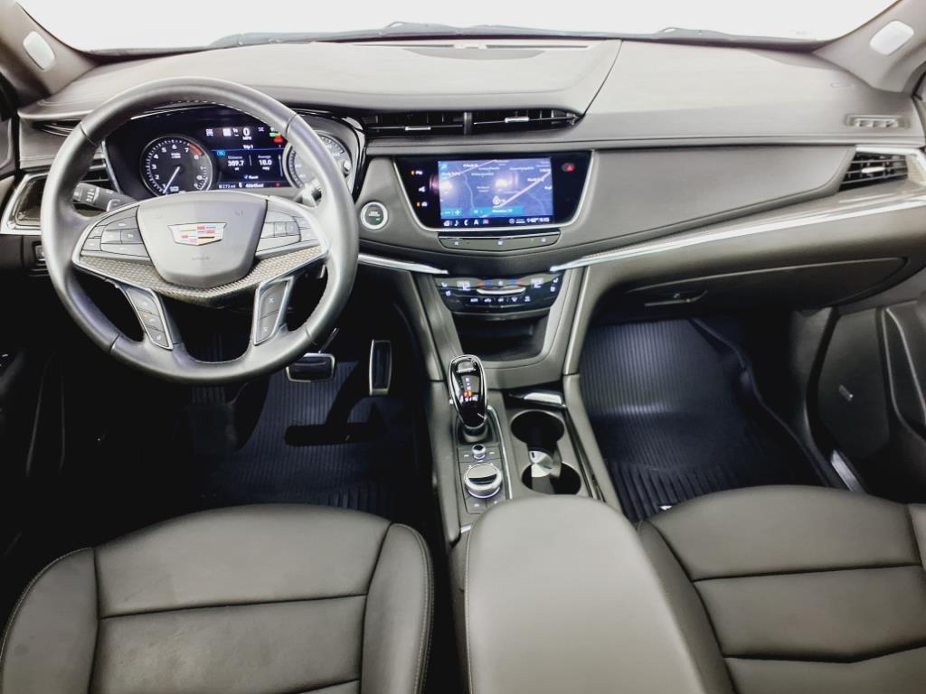used 2020 Cadillac XT5 car, priced at $28,485