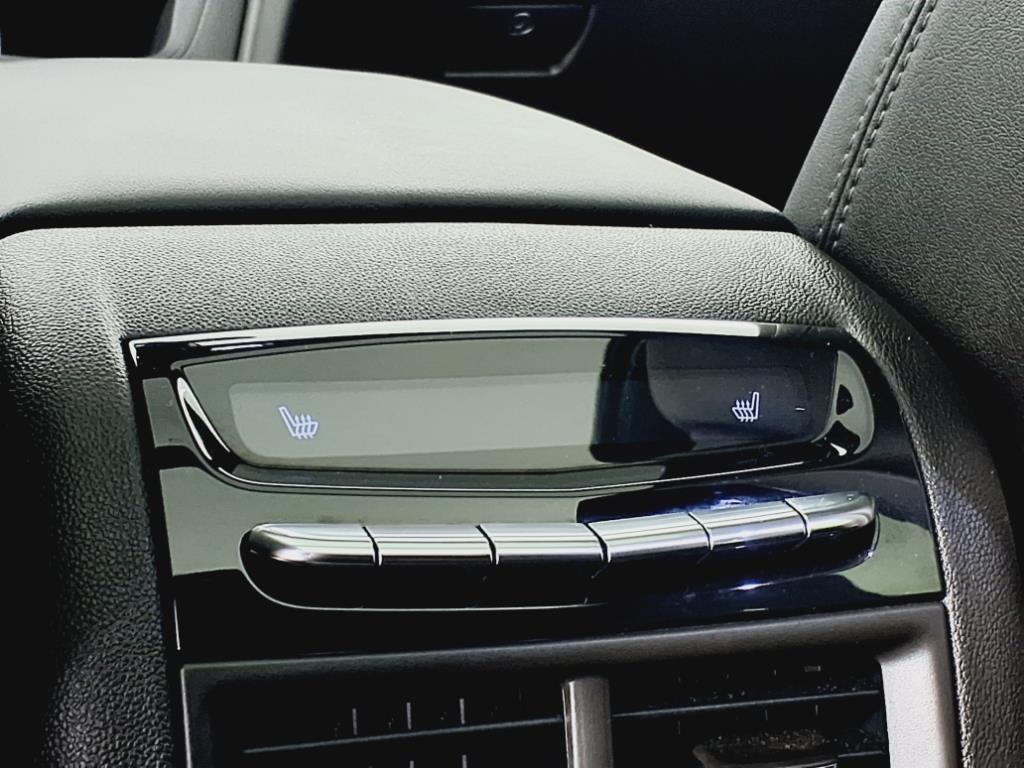 used 2020 Cadillac XT5 car, priced at $28,485
