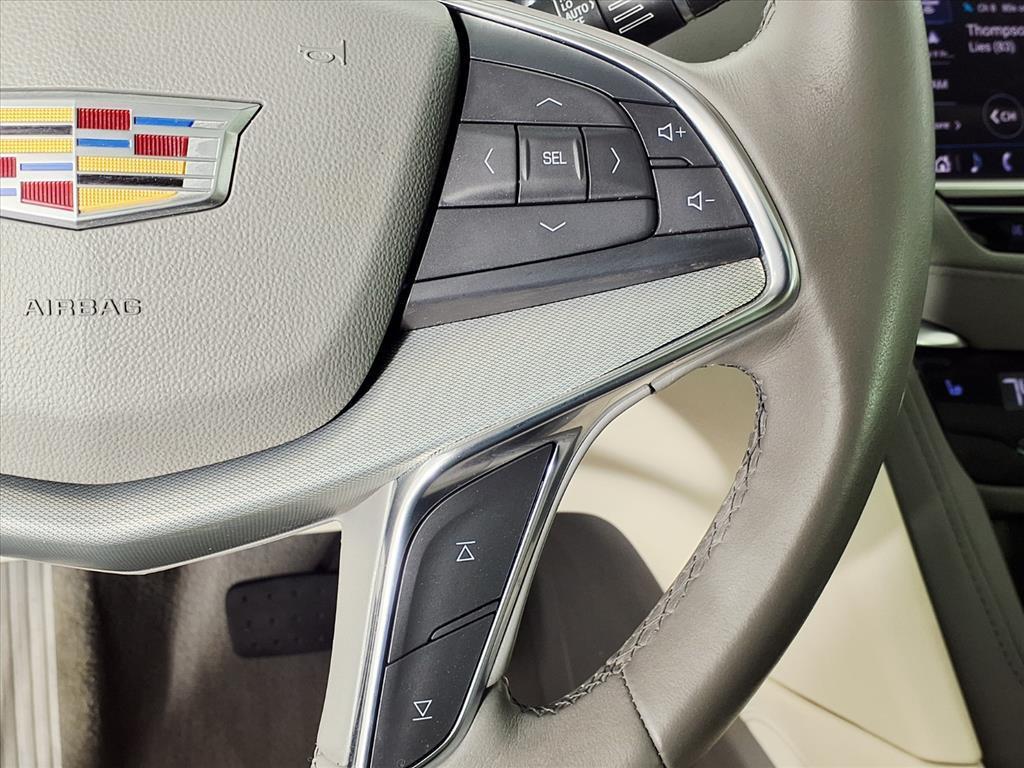 used 2021 Cadillac XT5 car, priced at $32,262