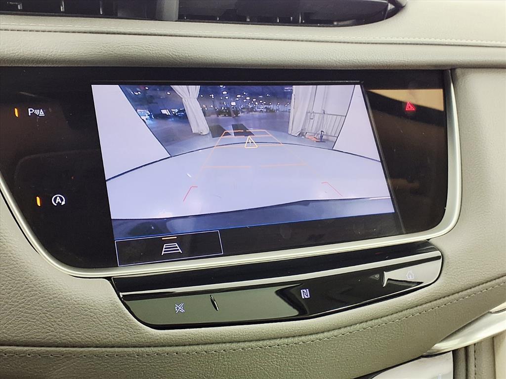 used 2021 Cadillac XT5 car, priced at $32,262