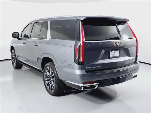 used 2022 Cadillac Escalade ESV car, priced at $82,827