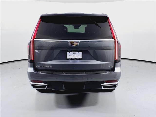 used 2022 Cadillac Escalade ESV car, priced at $82,827