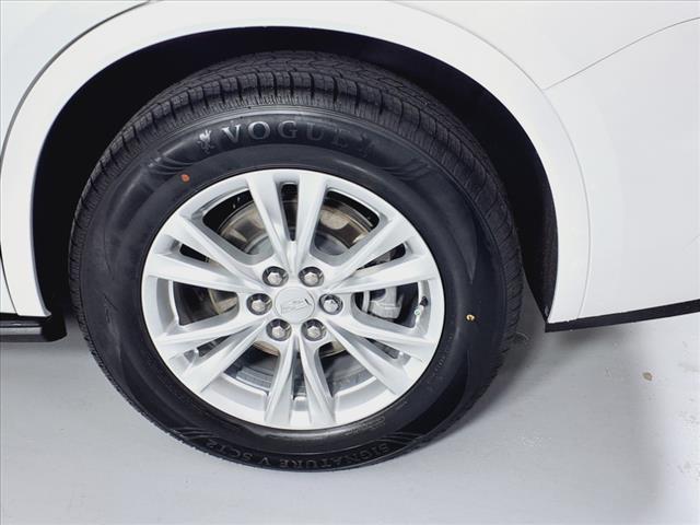 used 2023 Cadillac XT6 car, priced at $33,973