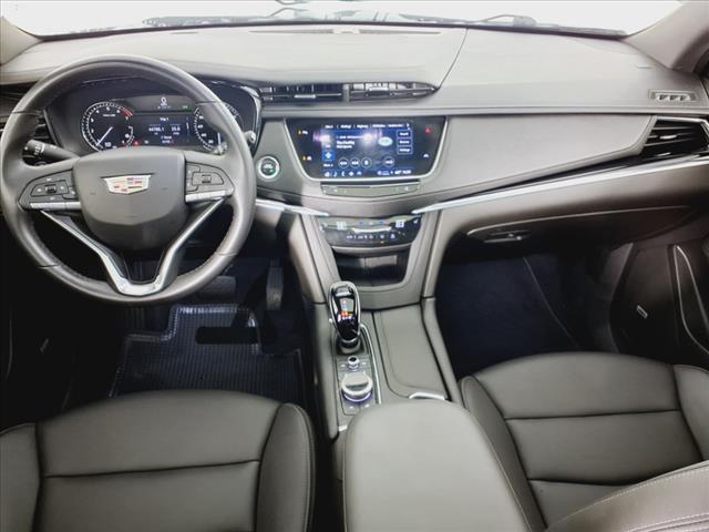 used 2023 Cadillac XT6 car, priced at $33,973