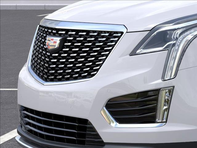 new 2025 Cadillac XT5 car, priced at $54,015