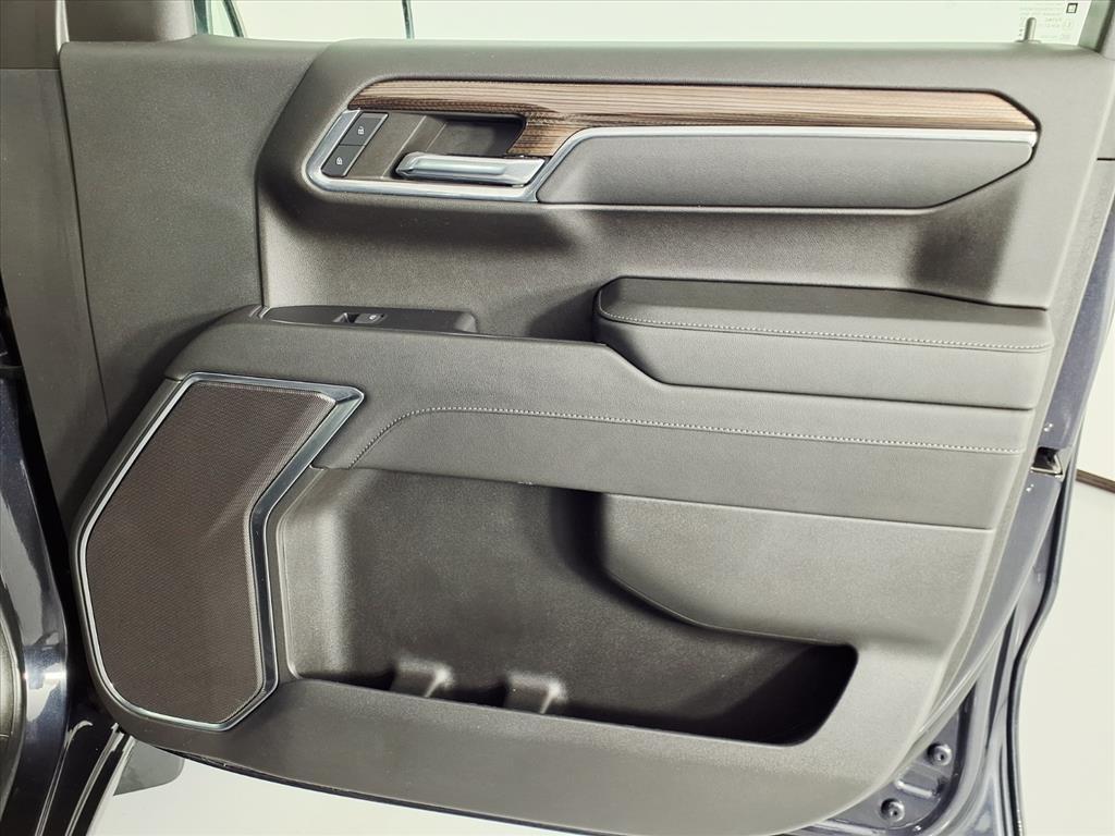 used 2024 Chevrolet Silverado 1500 car, priced at $37,986