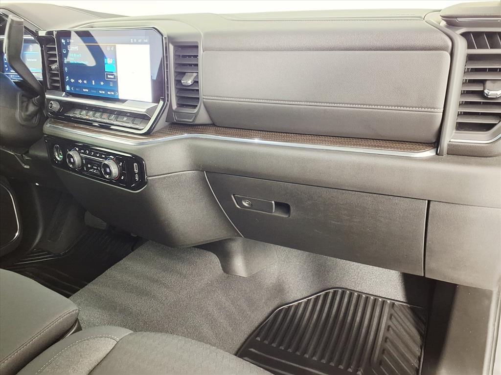 used 2024 Chevrolet Silverado 1500 car, priced at $37,986