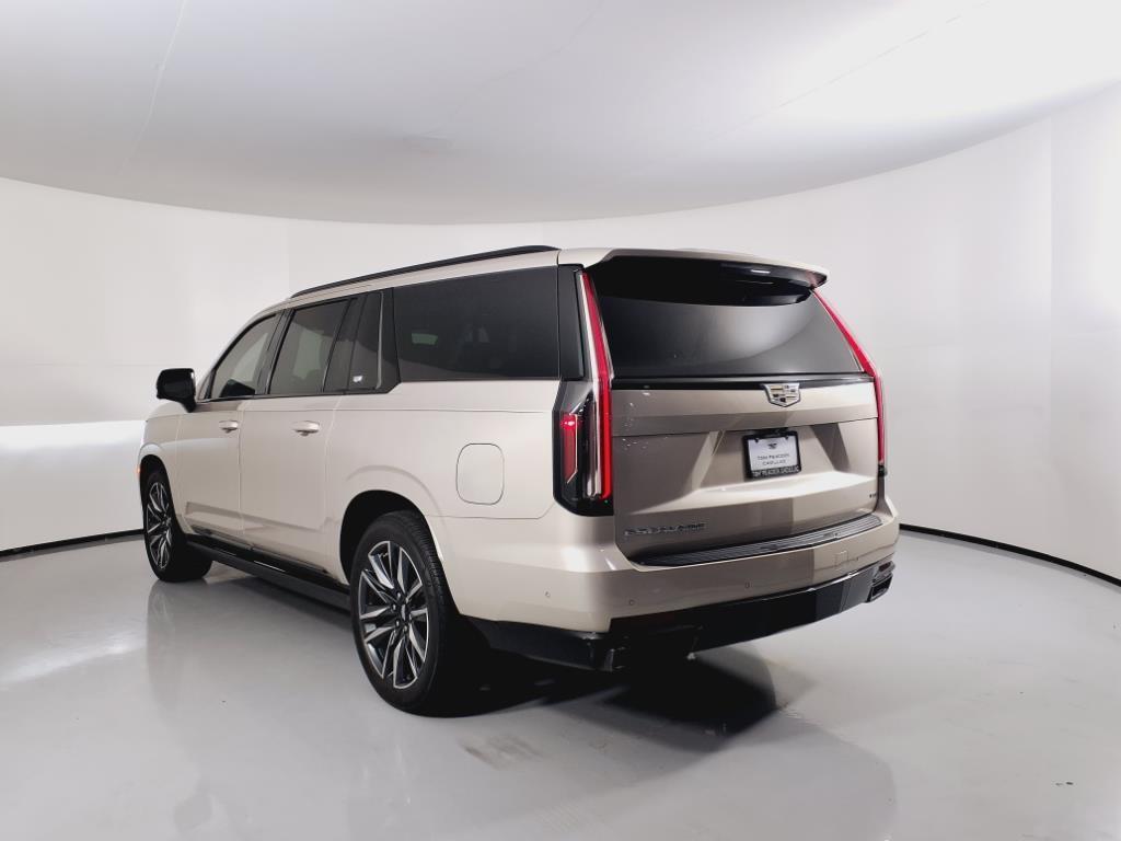 used 2021 Cadillac Escalade ESV car, priced at $67,997