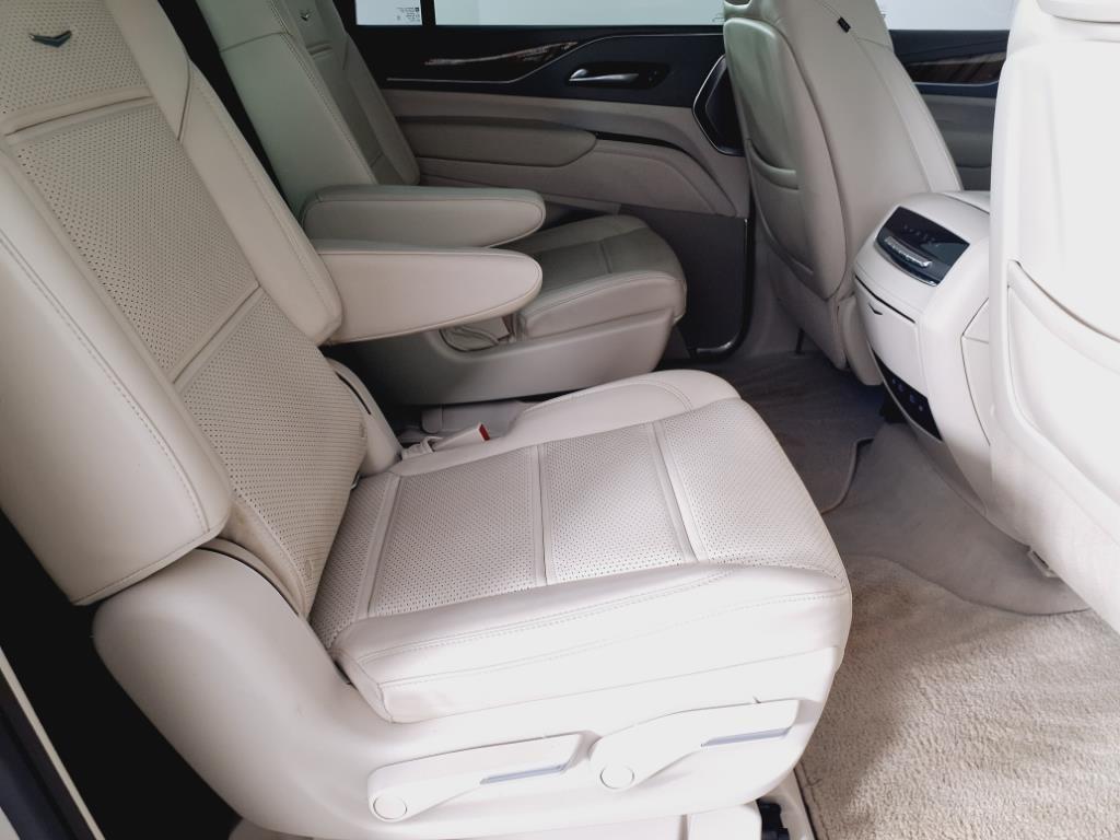 used 2021 Cadillac Escalade ESV car, priced at $67,997