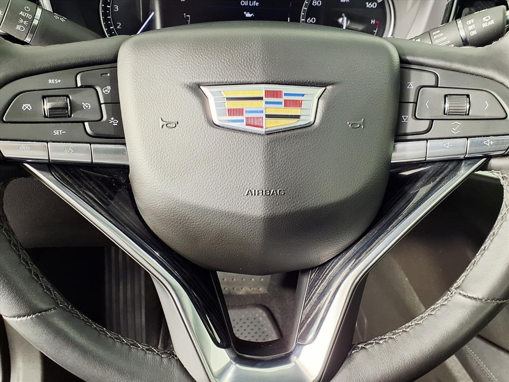 used 2025 Cadillac XT6 car, priced at $50,330