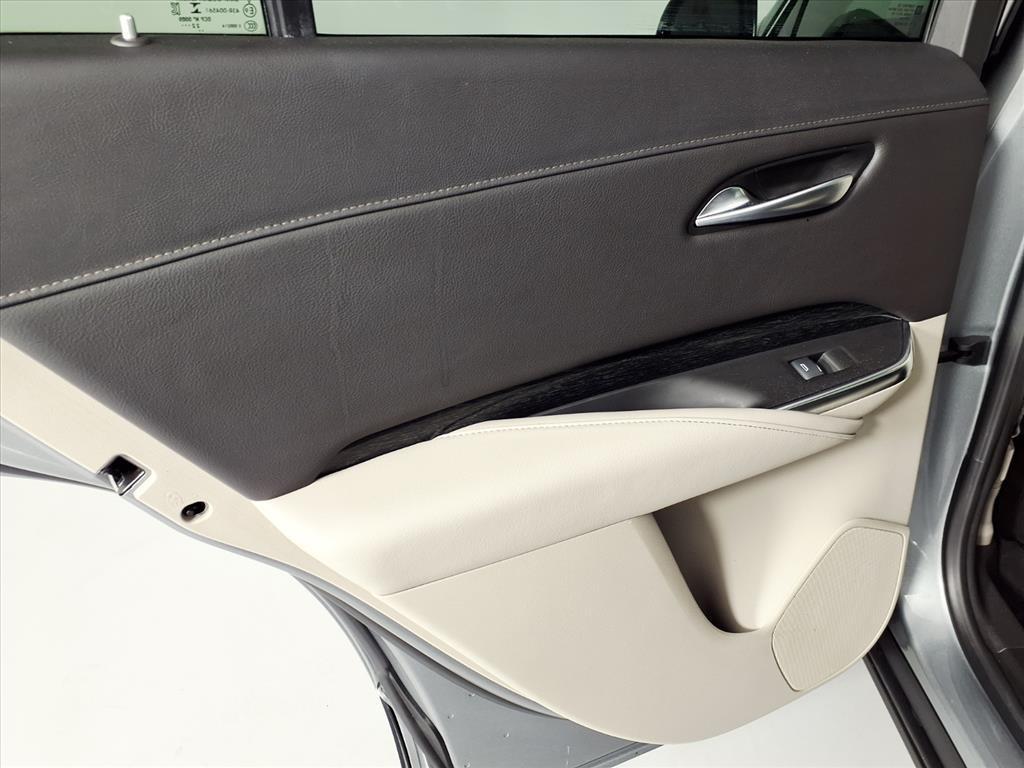 used 2023 Cadillac XT4 car, priced at $31,995