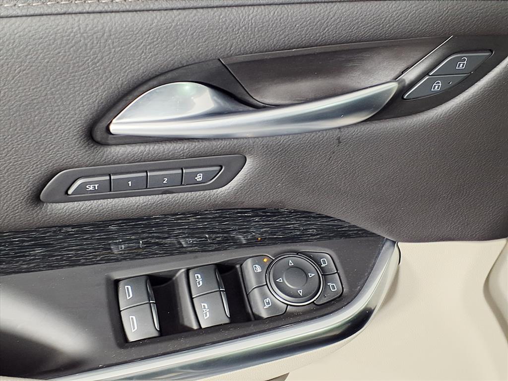 used 2023 Cadillac XT4 car, priced at $31,995