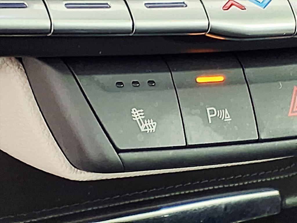 used 2023 Cadillac XT4 car, priced at $31,995