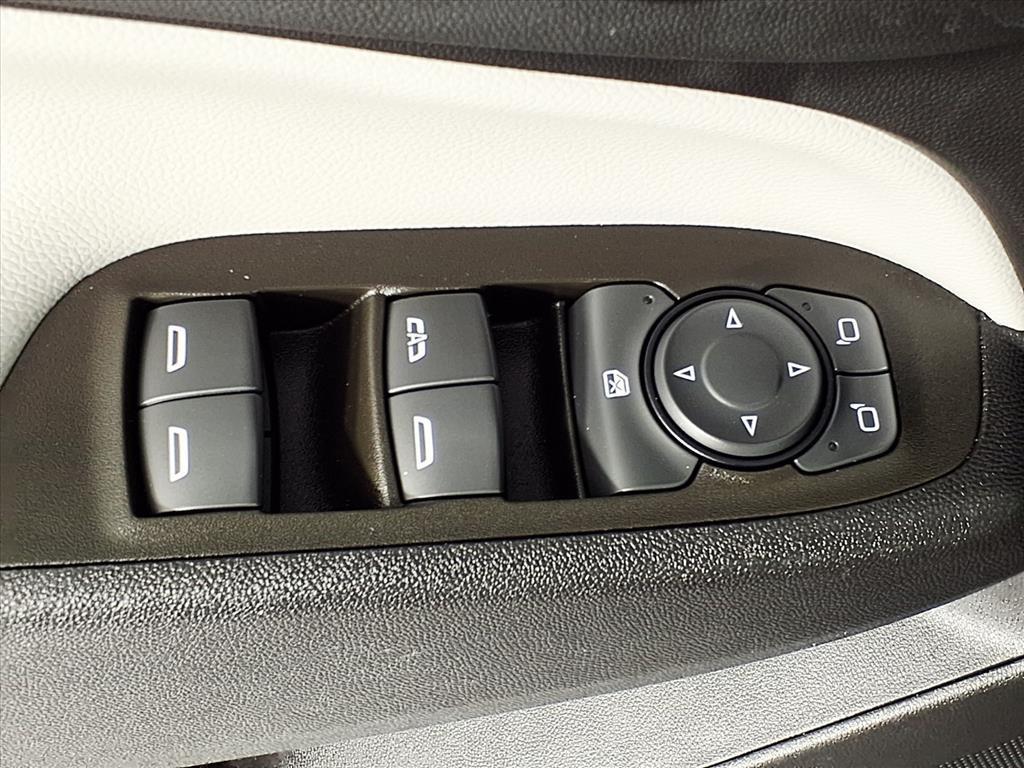 used 2023 Chevrolet Equinox car, priced at $20,628