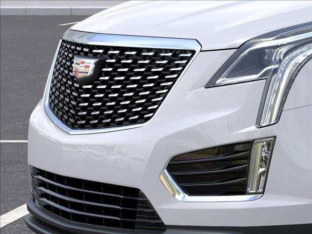 new 2025 Cadillac XT5 car, priced at $46,210