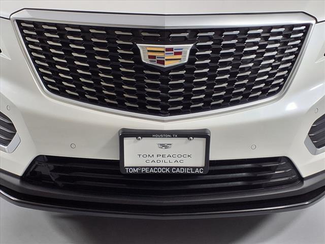 used 2020 Cadillac XT5 car, priced at $22,433