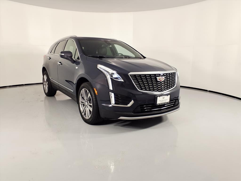 used 2025 Cadillac XT5 car, priced at $41,124