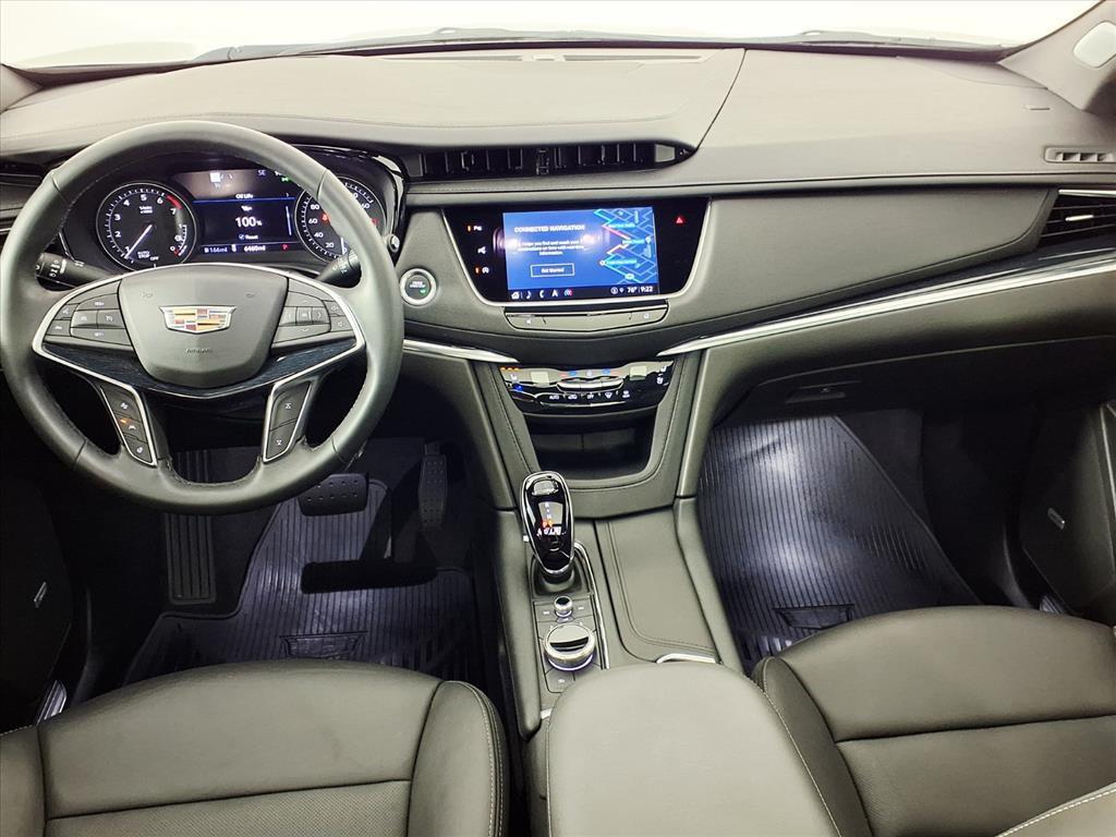 used 2025 Cadillac XT5 car, priced at $46,985