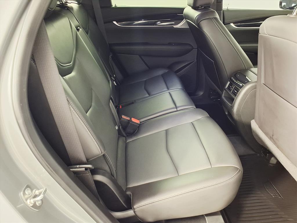 used 2025 Cadillac XT5 car, priced at $46,985