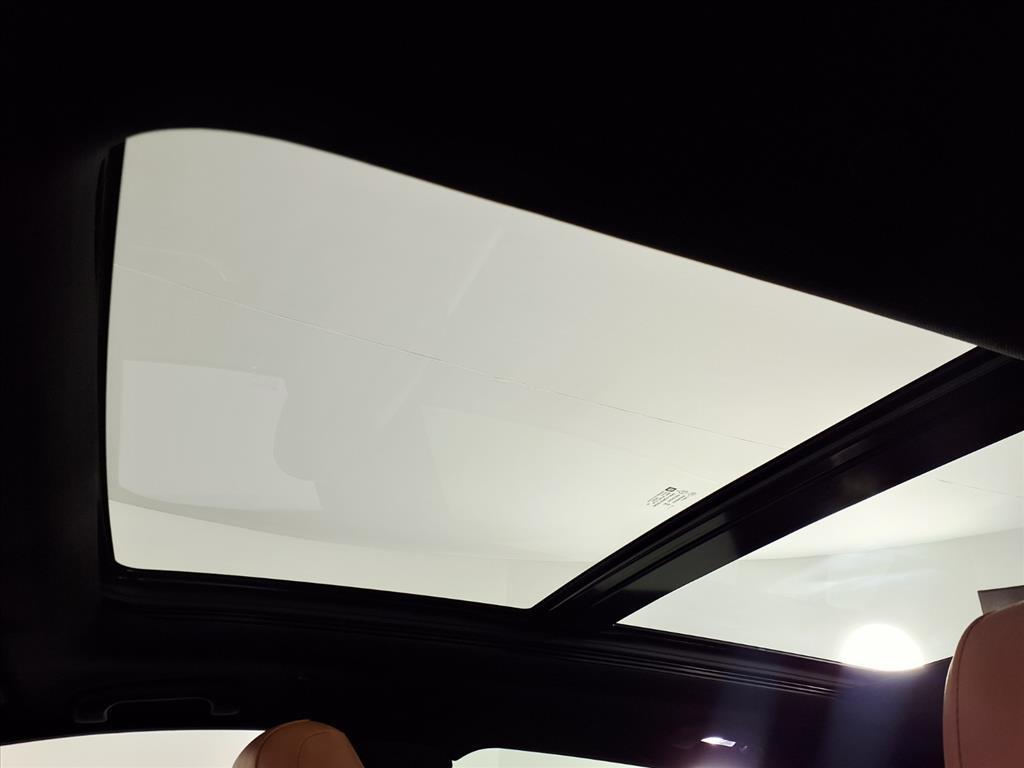 used 2023 Cadillac XT5 car, priced at $30,900