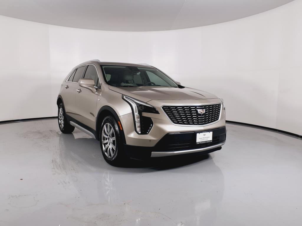 used 2022 Cadillac XT4 car, priced at $30,728