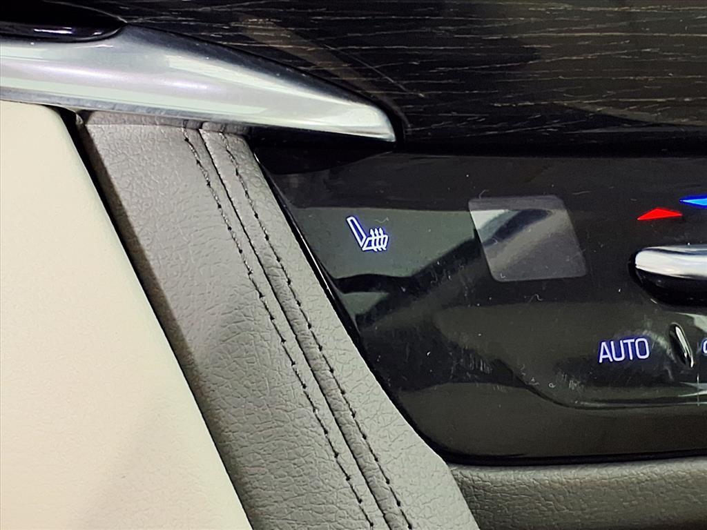 used 2020 Cadillac XT6 car, priced at $31,997