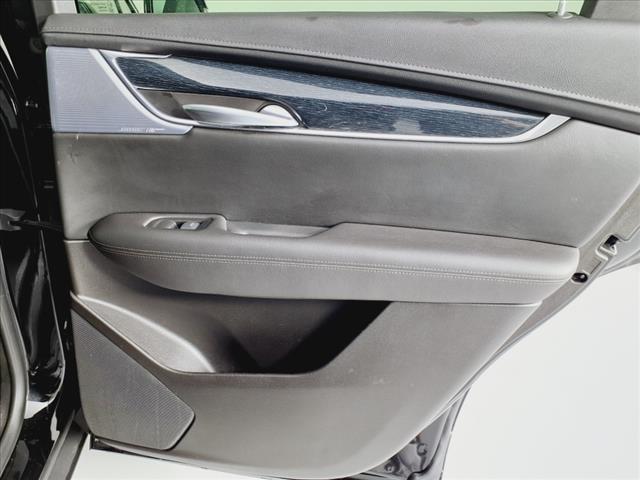 used 2024 Cadillac XT5 car, priced at $37,820