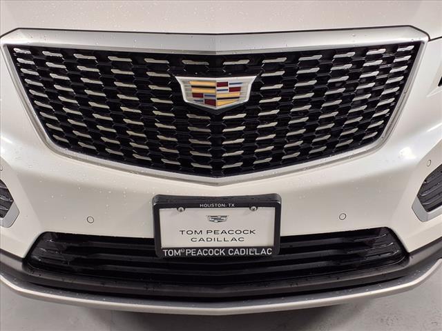 used 2021 Cadillac XT5 car, priced at $26,590