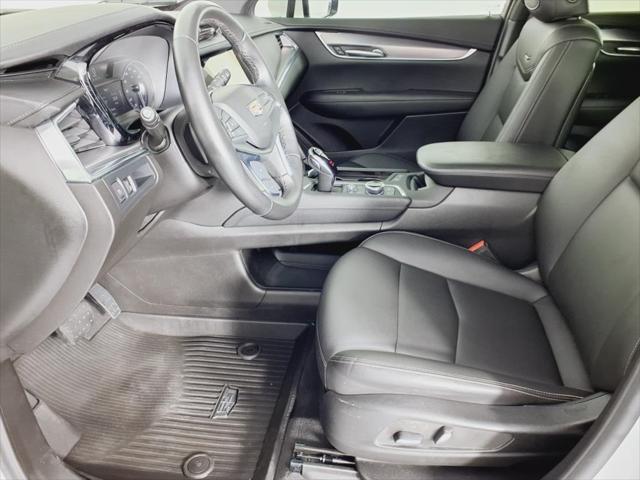 used 2023 Cadillac XT5 car, priced at $34,995