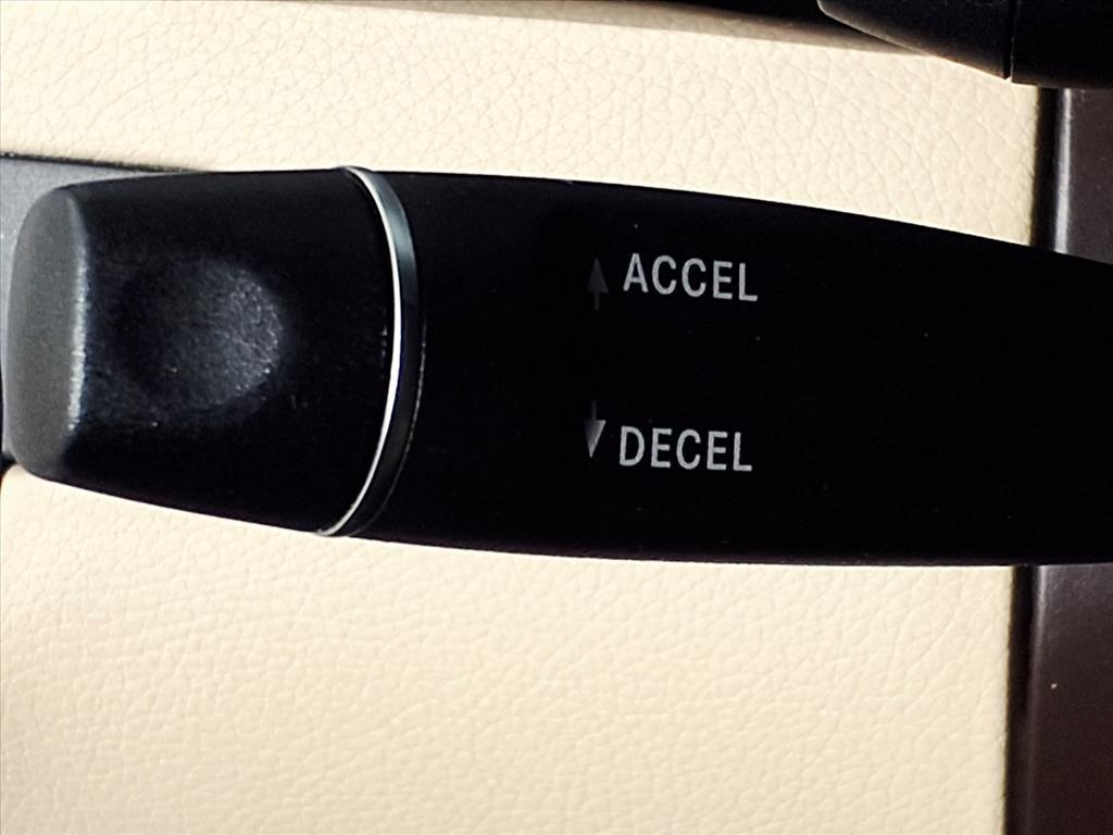 used 2017 Mercedes-Benz GLE 350 car, priced at $23,990