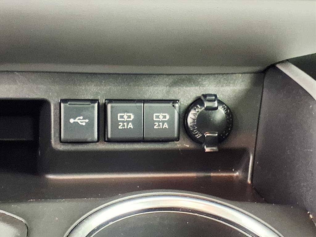 used 2021 Toyota Highlander car, priced at $28,431