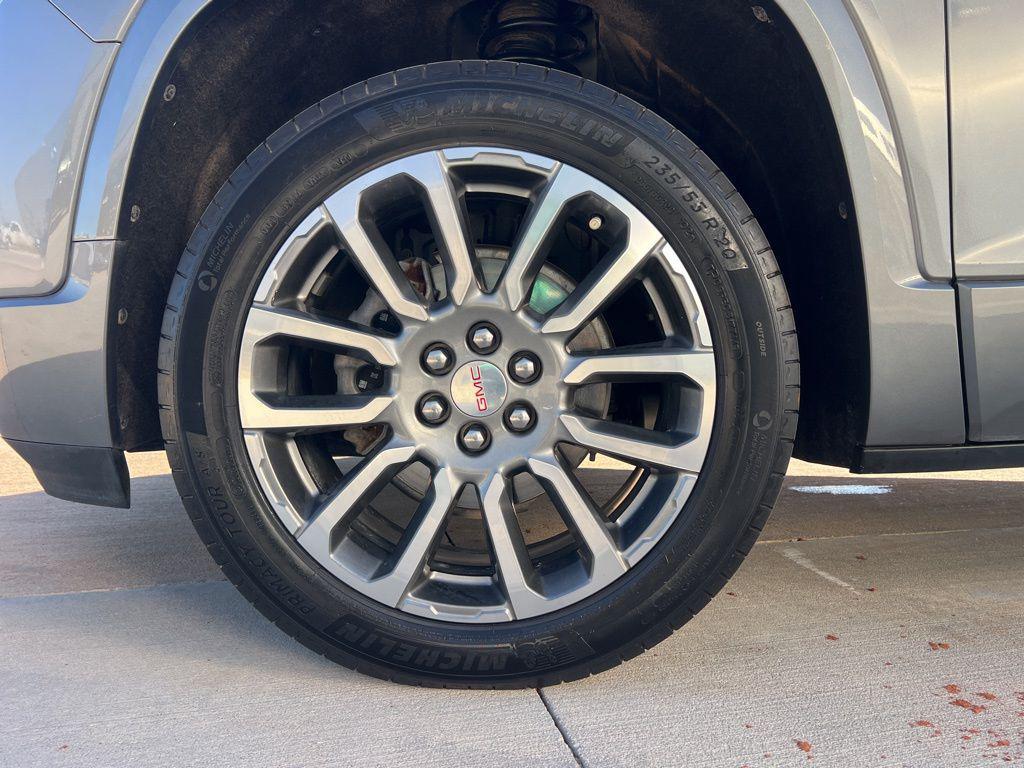 used 2021 GMC Acadia car, priced at $31,988