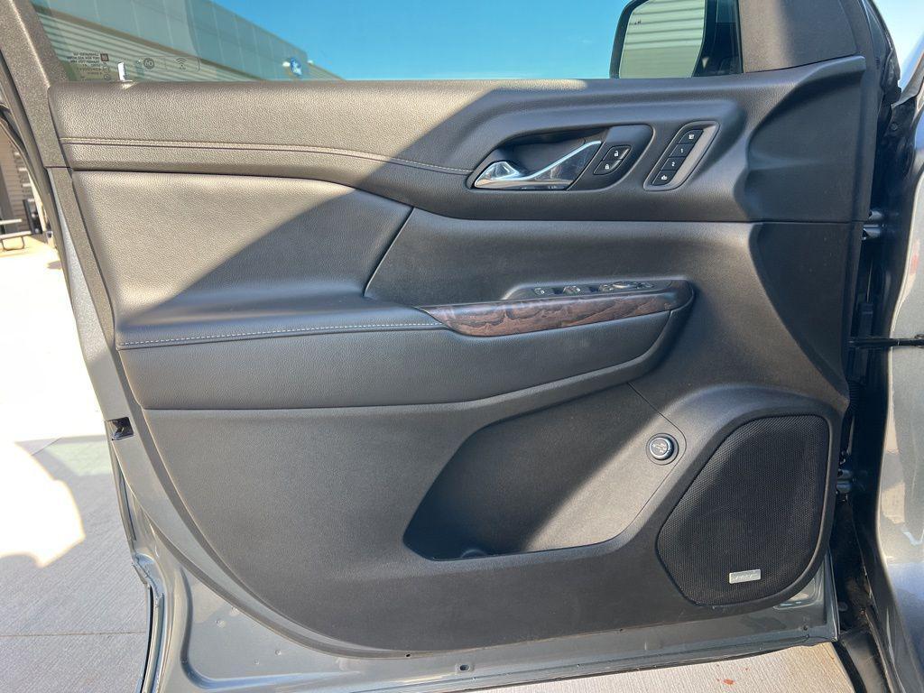 used 2021 GMC Acadia car, priced at $31,988