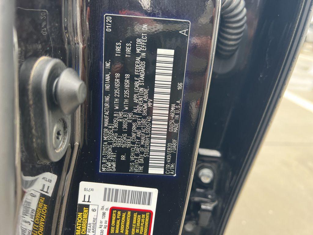 used 2020 Toyota Highlander car, priced at $26,178