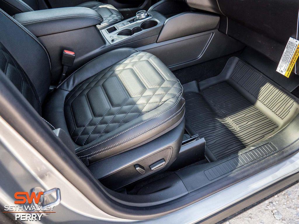 new 2024 Ford Escape PHEV car, priced at $36,123