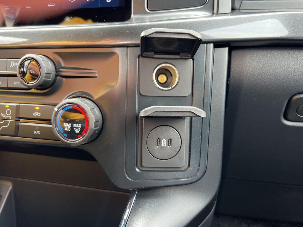 new 2025 Ford F-150 car, priced at $50,895