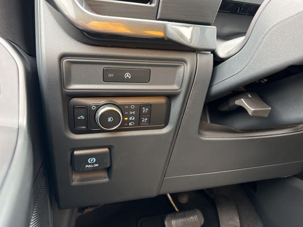 new 2025 Ford F-150 car, priced at $50,895