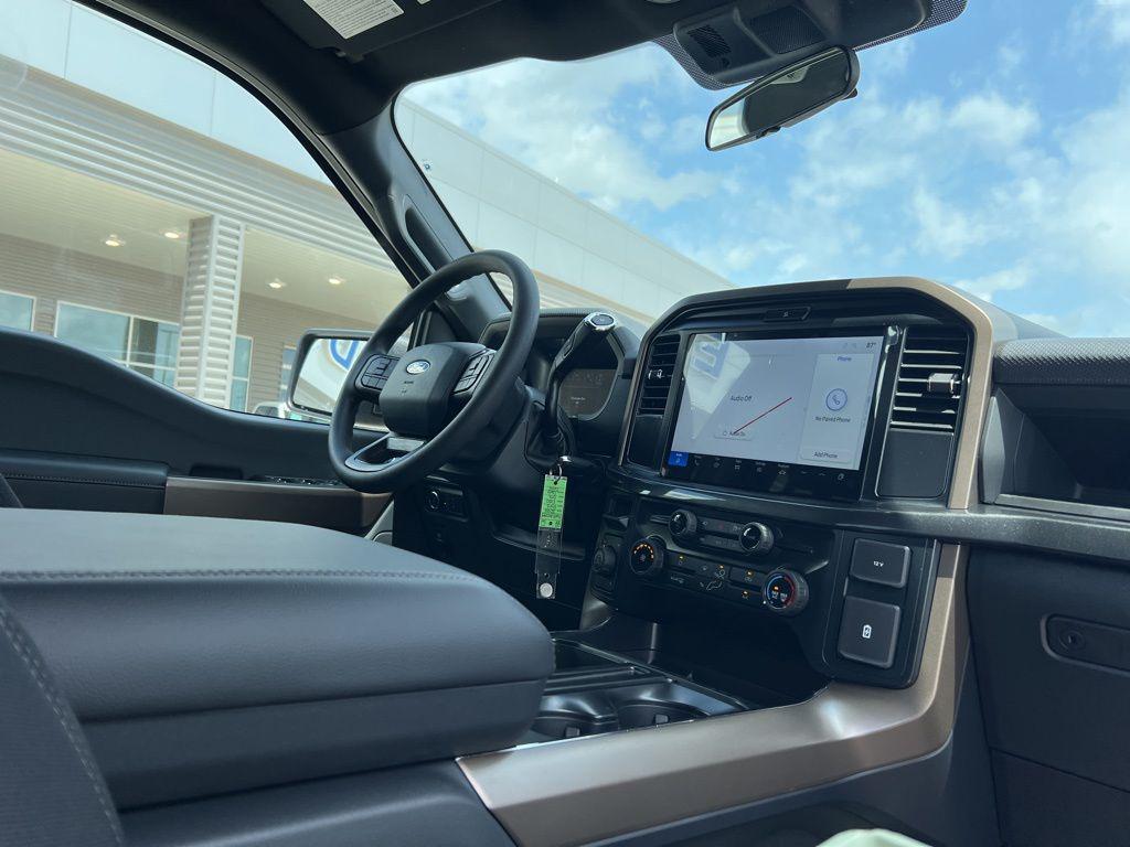 new 2025 Ford F-150 car, priced at $49,692