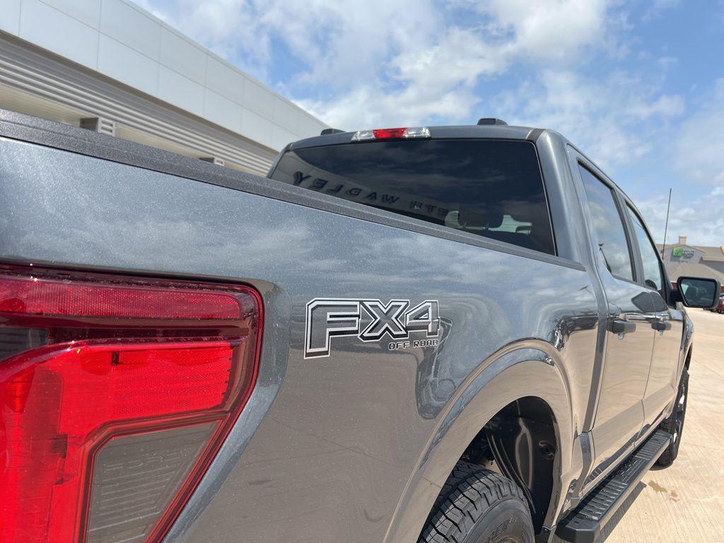 new 2025 Ford F-150 car, priced at $49,692