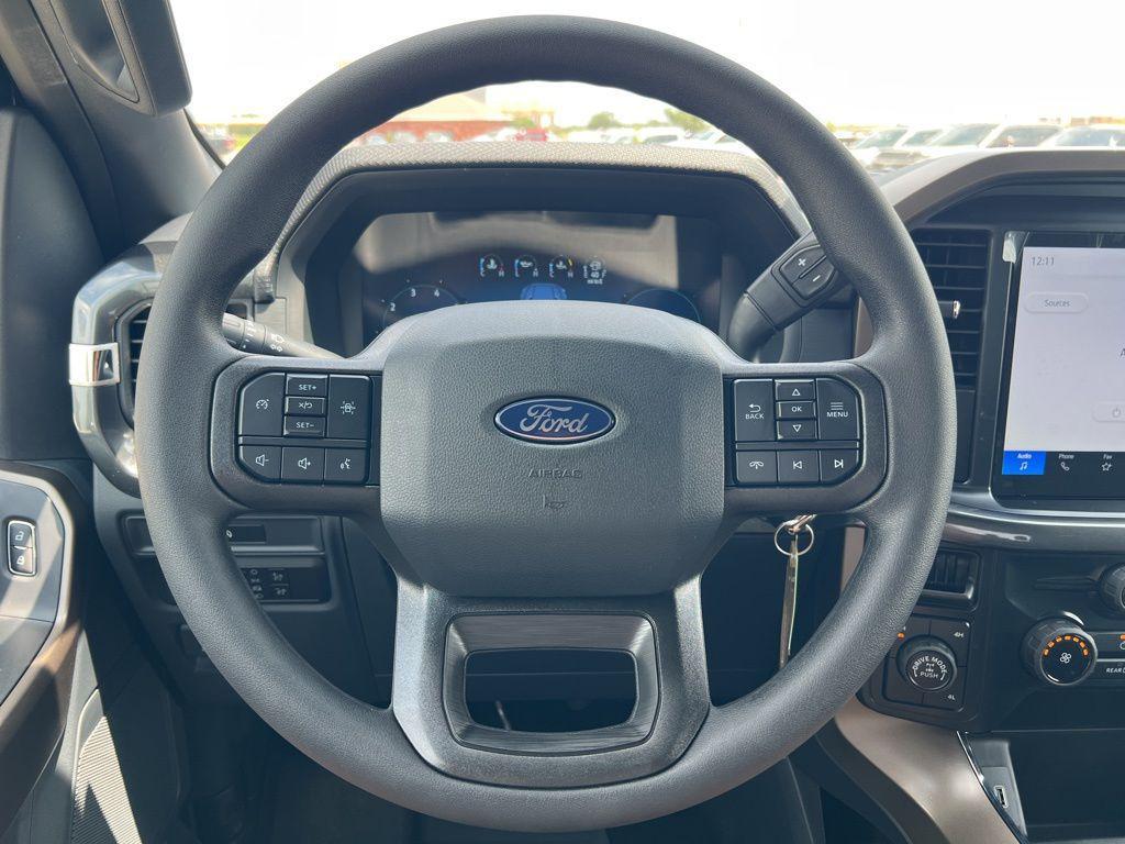 new 2025 Ford F-150 car, priced at $49,692