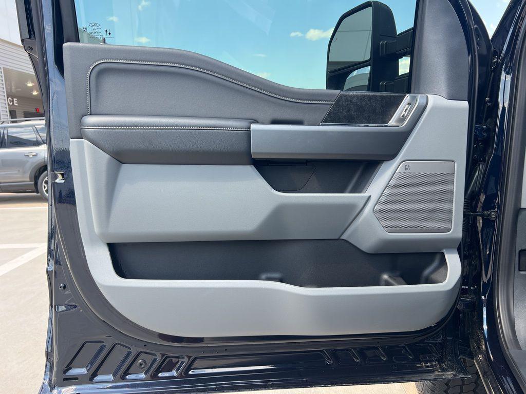 new 2025 Ford F-250 car, priced at $75,376