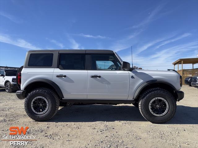 new 2024 Ford Bronco car, priced at $52,355